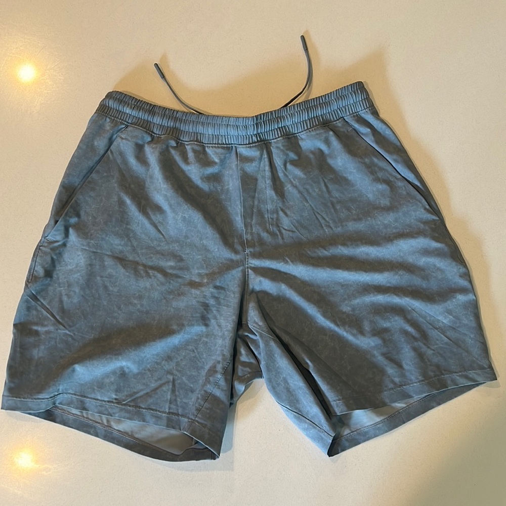 Large Pace Breaker Shorts in Heather Allover Chambray Blue Charcoal